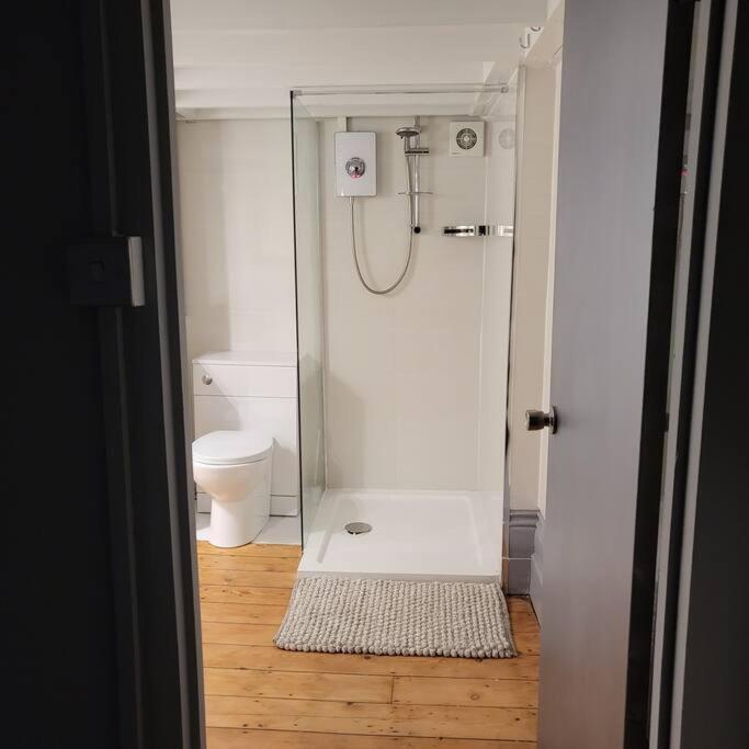 5 Luxury Spacious Loft - Prime Location - Comfortable Bed & Sofa Brighton Екстериор снимка